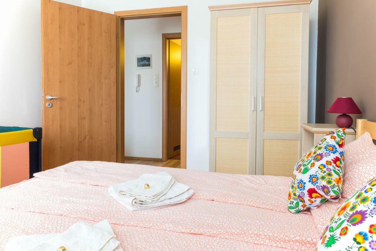 Mse Apartman 미슈콜츠 외부 사진
